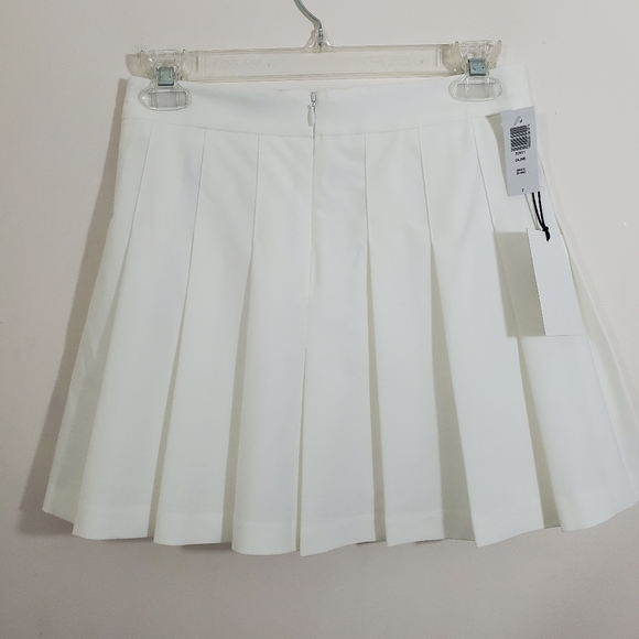 Aritzia Sunday Best Olive Style Pleated Mini Skirt White NWT Size 2 Tennis Prep - Picture 3 of 13